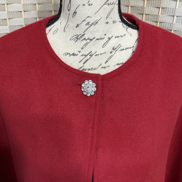 Talbots Embellished Ruana Cape XS/S Red Wool Blend Rhinestone Button Pockets NEW - Picture 4 of 8